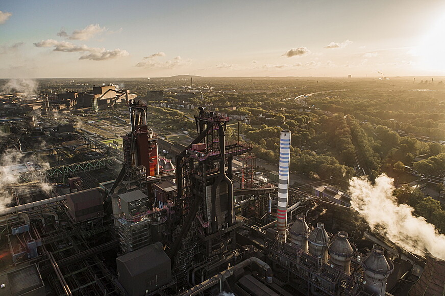 Luftaufnahme des Firmengeländes von thyssenkrupp Steel Europe am Standort Duisburg.