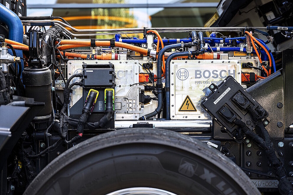 Nahaufnahme zeigt Teile einer Brennstoffzelle 