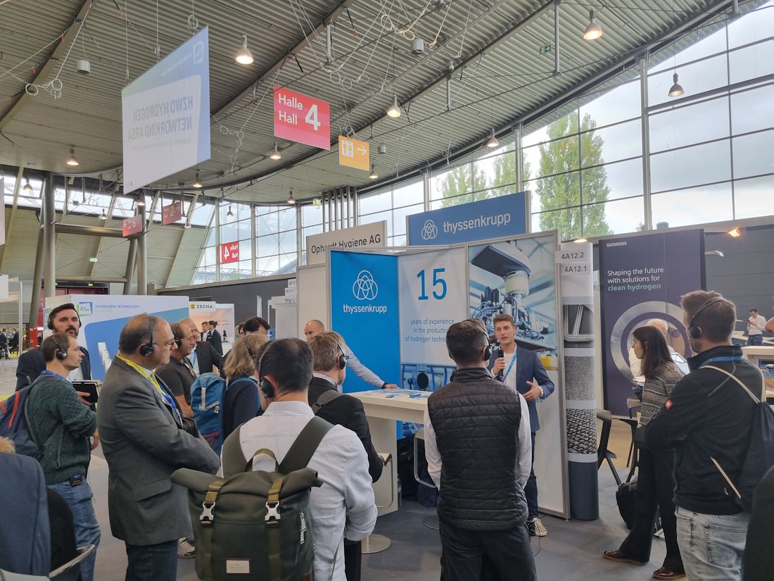 Cluster-Rundgang auf der Messe hy-fcell 2025